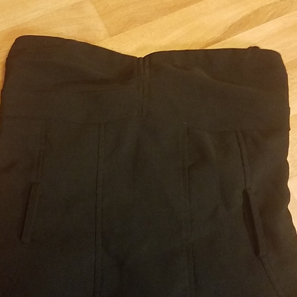 black strapless dress - Picture 3 of 7